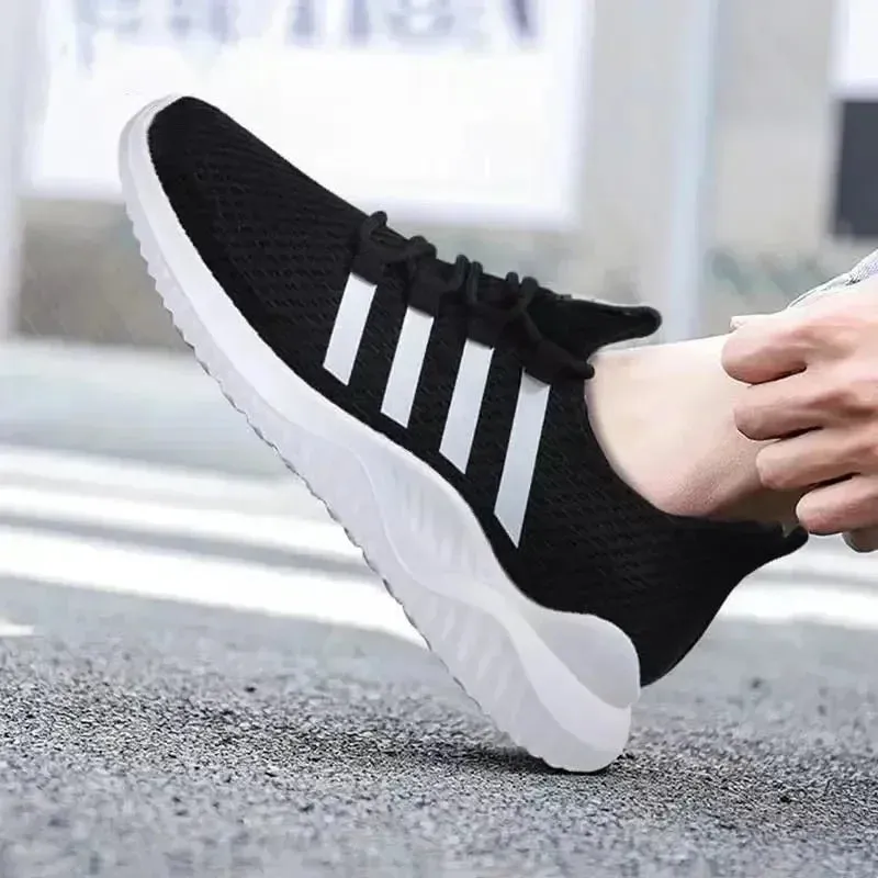 2024 Men Men's Vulcanize Shoes Air Mesh Breathable Comfortable Jogging Trainer Shoes Outdoor Walking Black Sneakers Casual Shoes