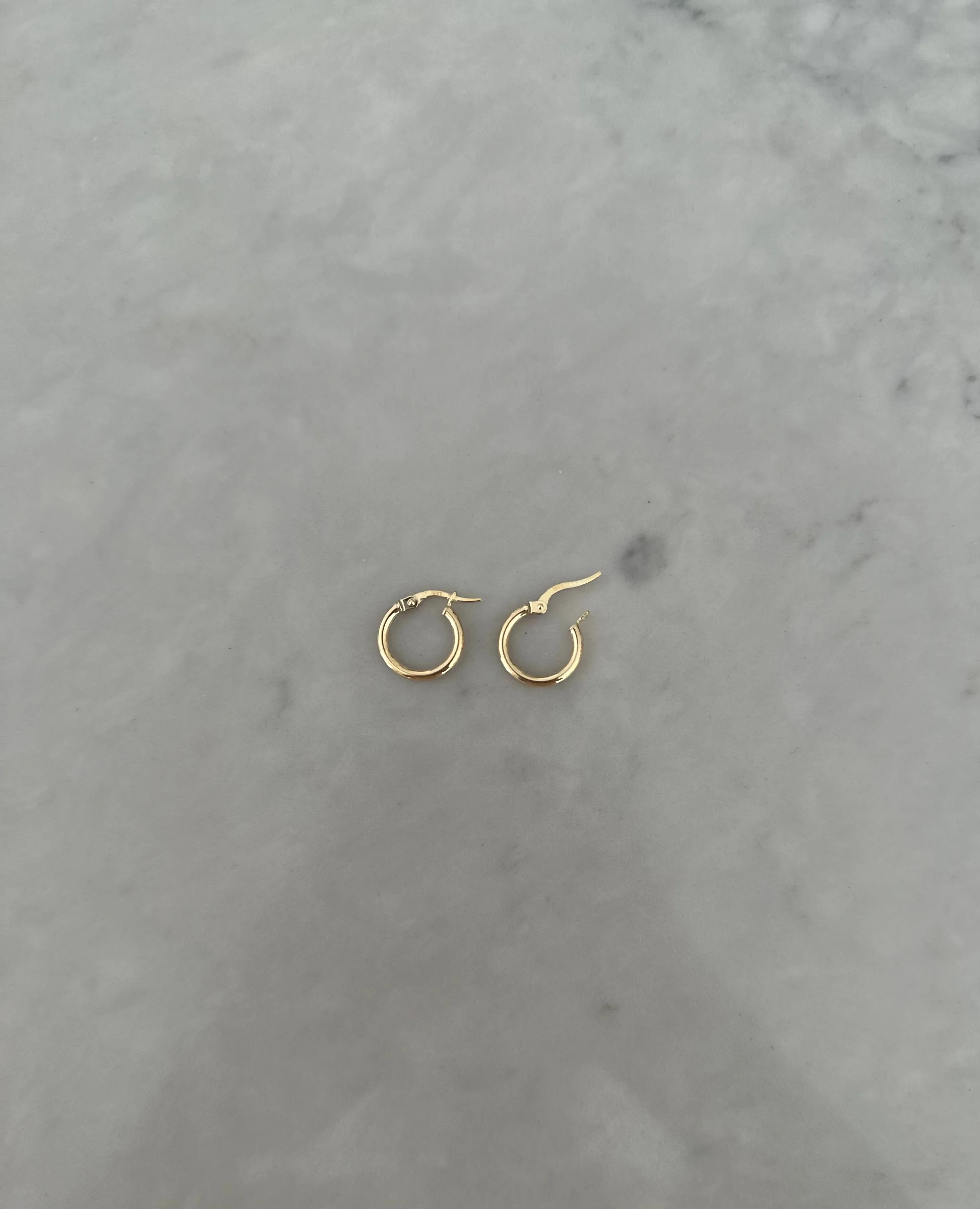 2mm Gold Hoops - Medium - Single Earring