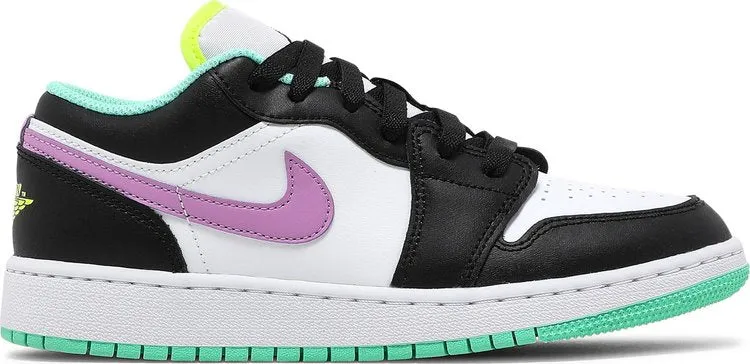 Air Jordan 1 Low GS White Violet Shock Sneakers, white