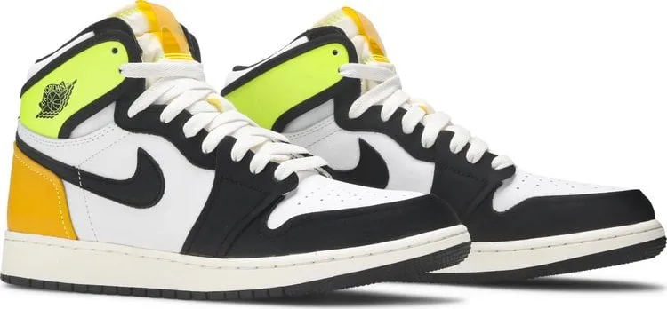 Air Jordan 1 Retro High OG GS Volt Gold sneakers, gold