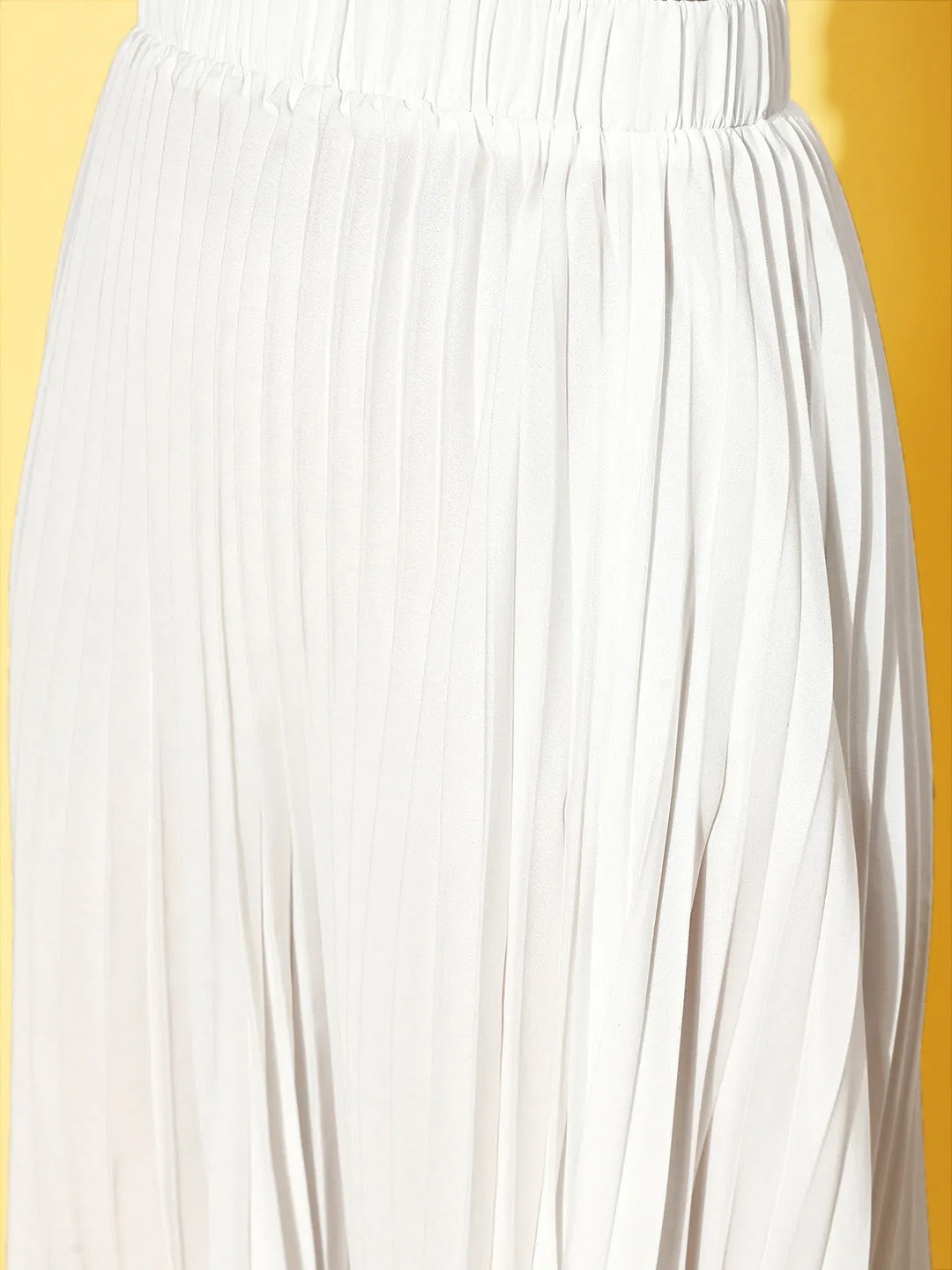 Berrylush Women Solid Off-White Accordion Pleated Slip-On Waist Crepe Flared A-Line Midi Skirt