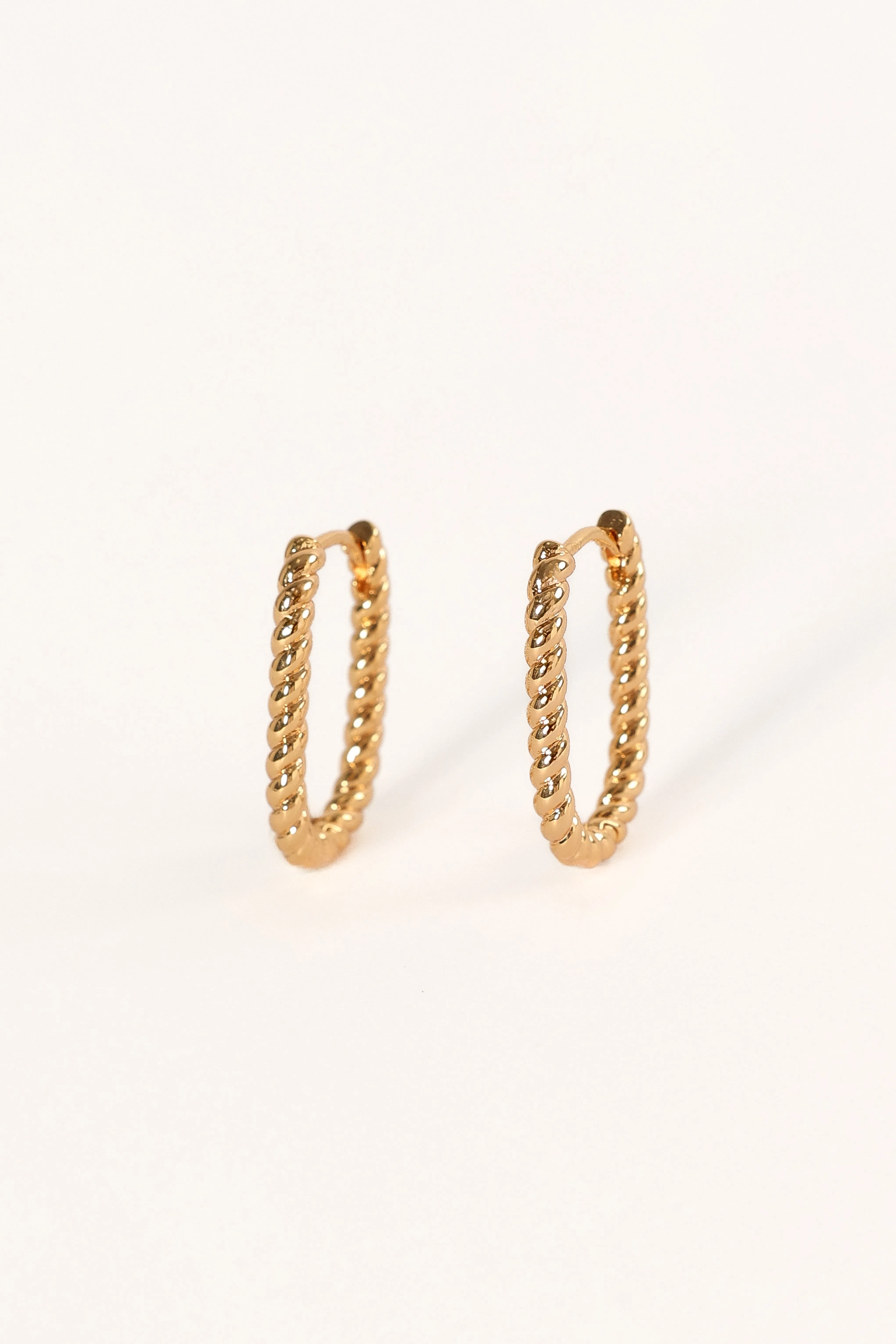 Fabian Hoop Earrings - Gold