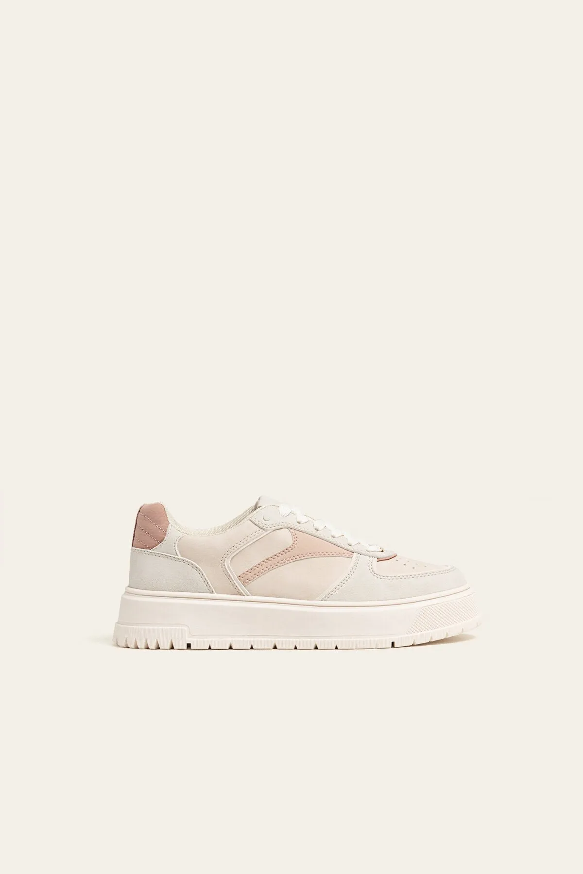 Flat platform sneakers