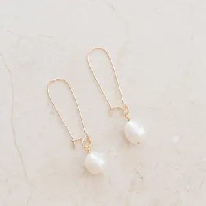 Gold-Filled Kidney Hook and Pearl Earrings | Modern Elegance & Classic Pearls | By Pearly Girls