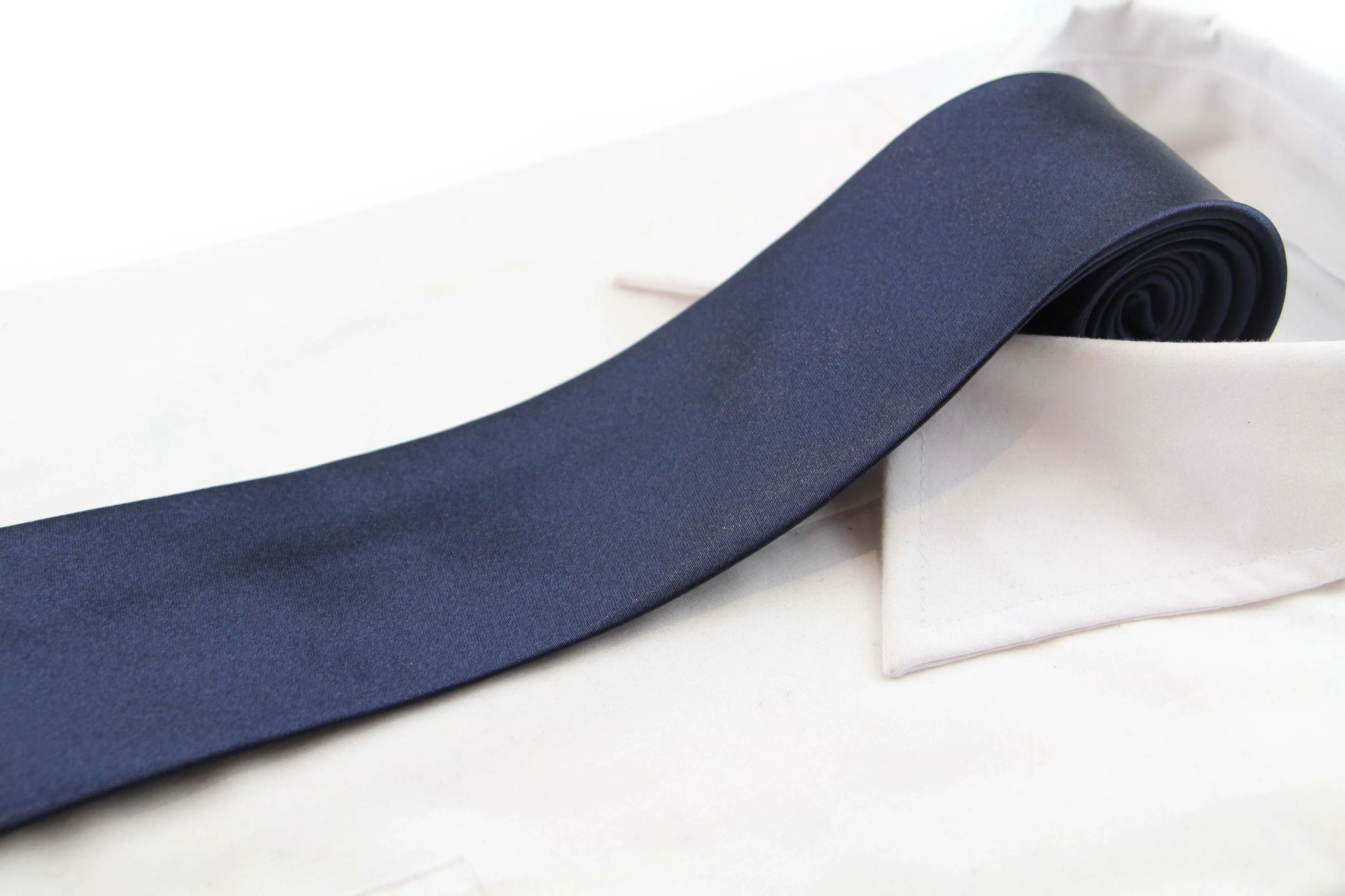 Mens Midnight Blue 8cm Plain Neck Tie