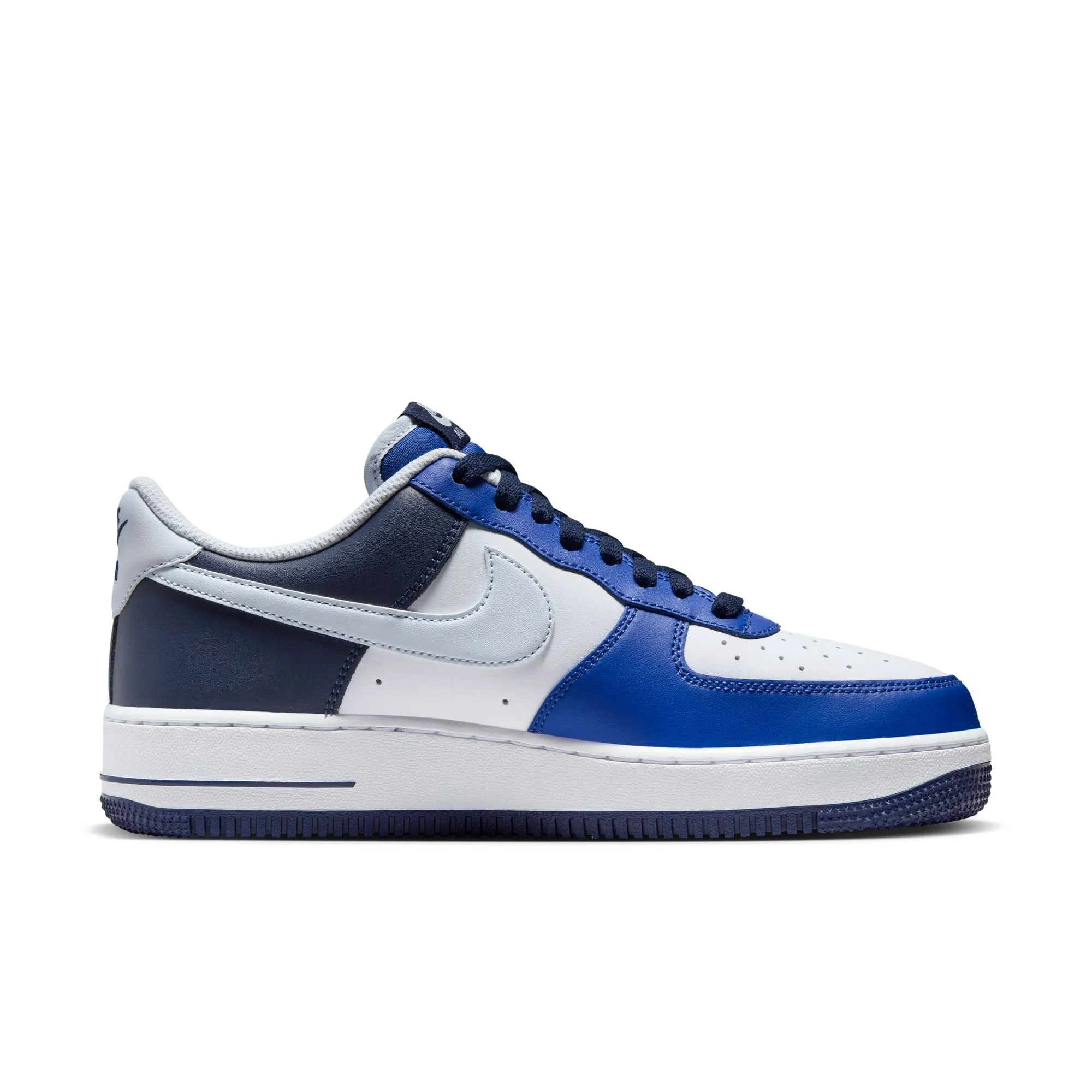 Nike Air Force 1 Low '07 LV8