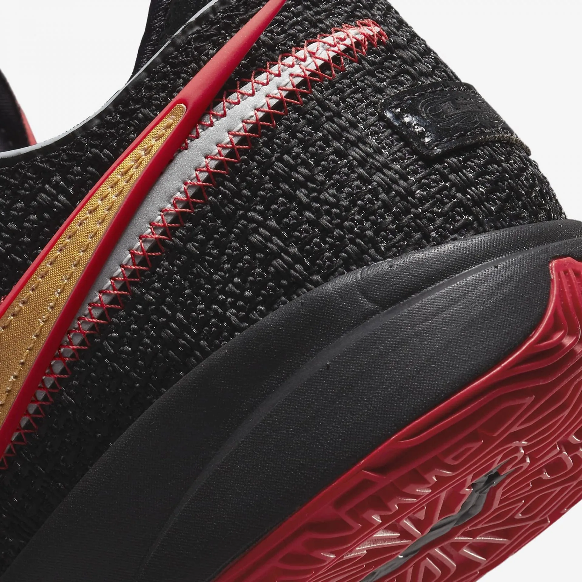 Nike | LEBRON XX EP  { BLACK/UNIVERSITY RED