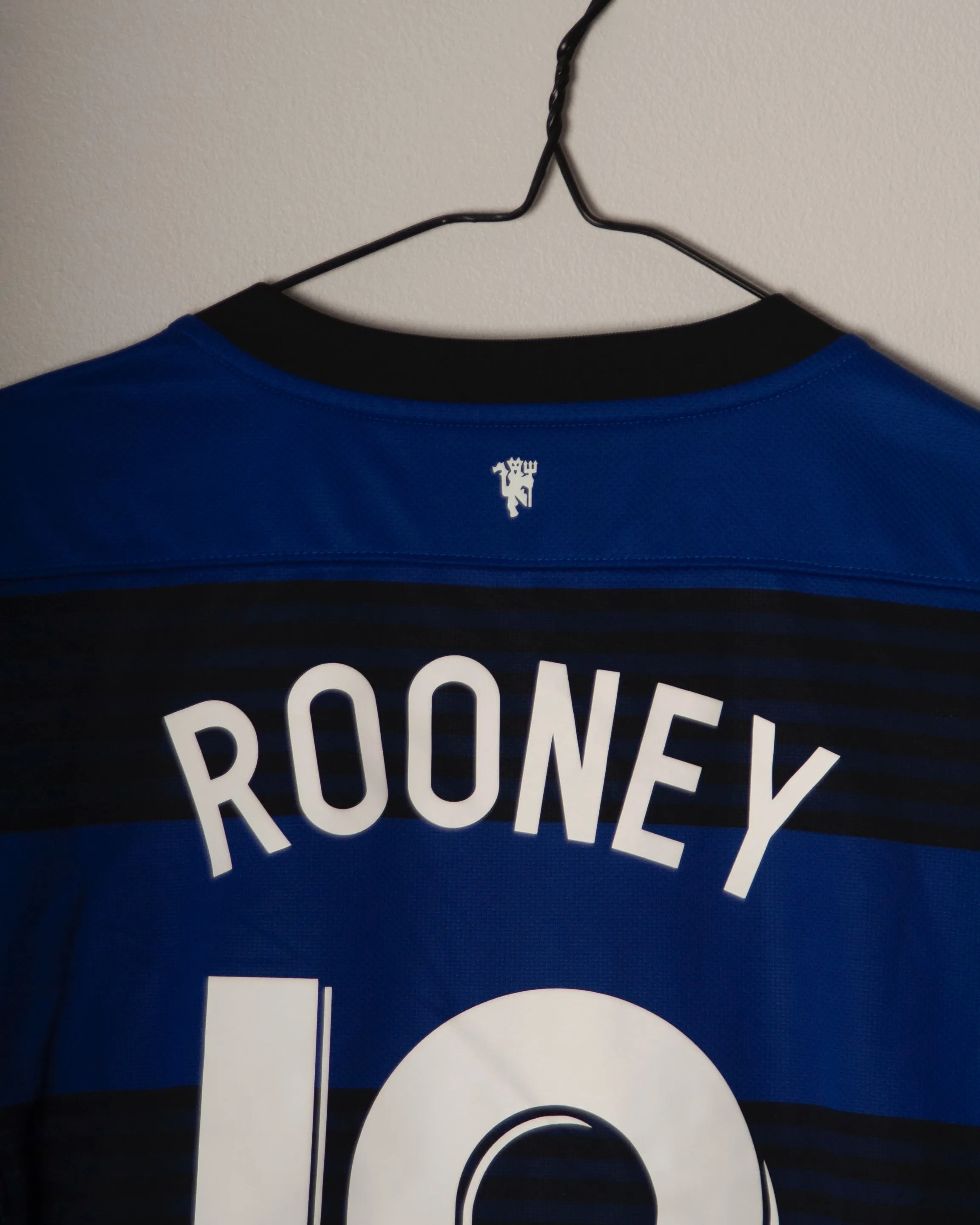 Nike - Manchester United 2011/12 Away Football Shirt Champions League Version 'ROONEY'