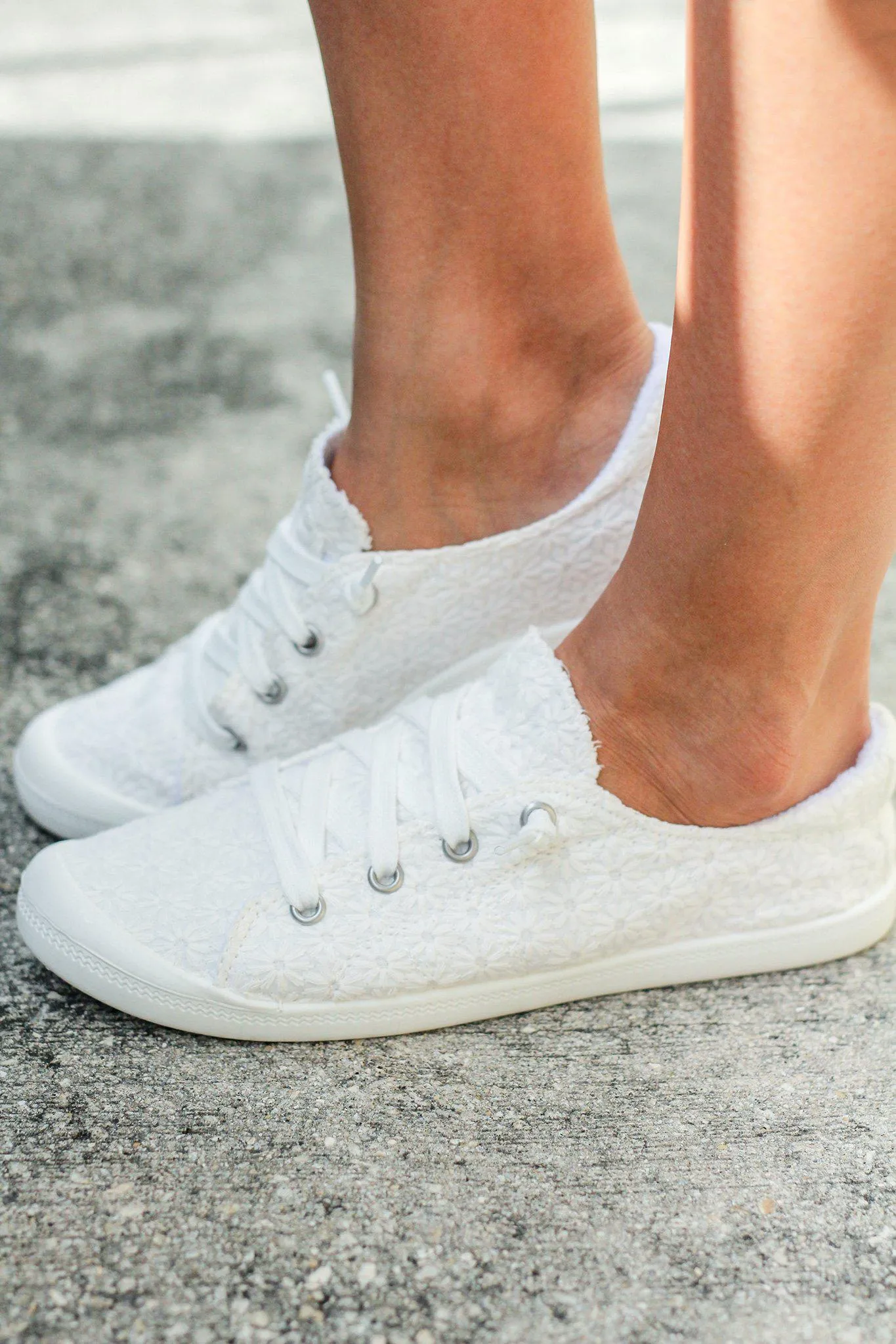 Rayfield White Sneakers