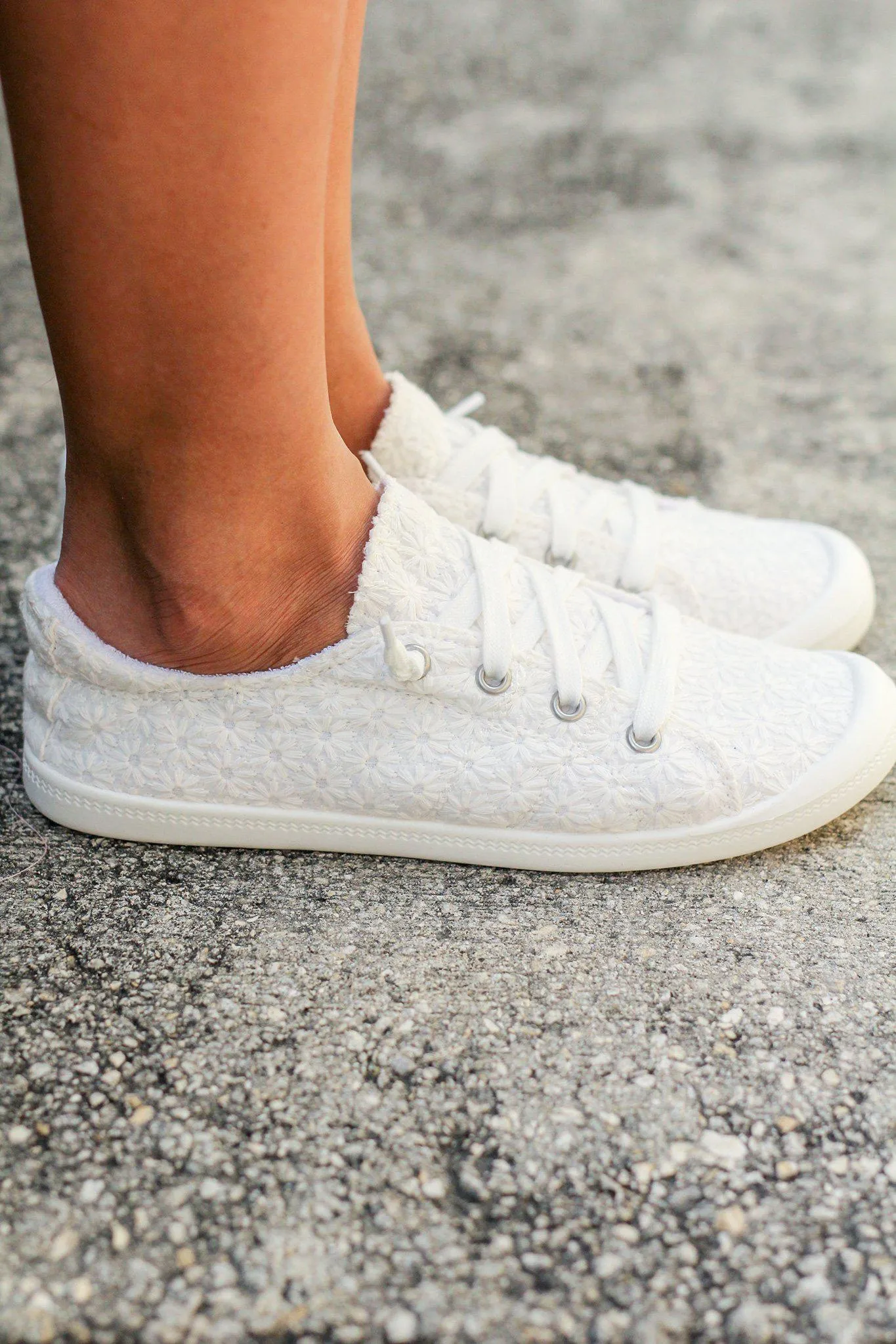 Rayfield White Sneakers