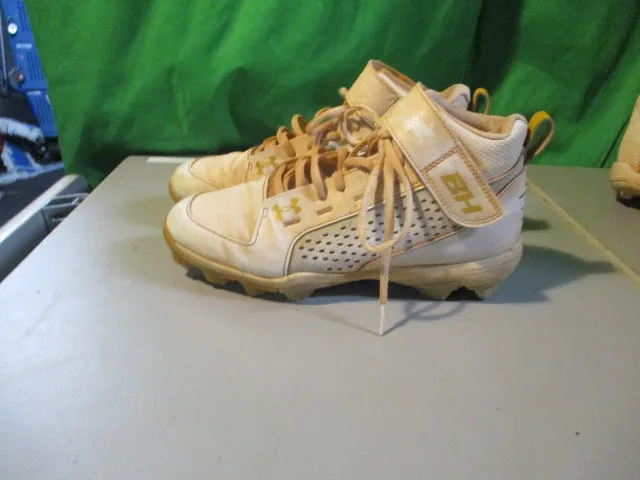 Used Under Armour Bryce Harper Size 5.5Y Cleats