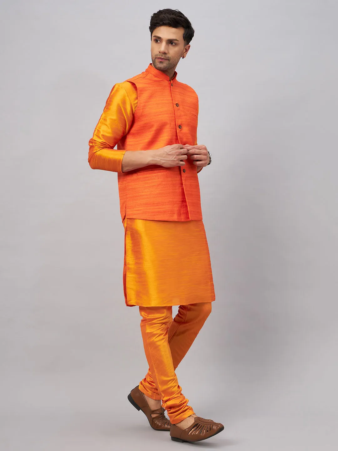 VASTRAMAY Men's Orange Silk Kurta Set