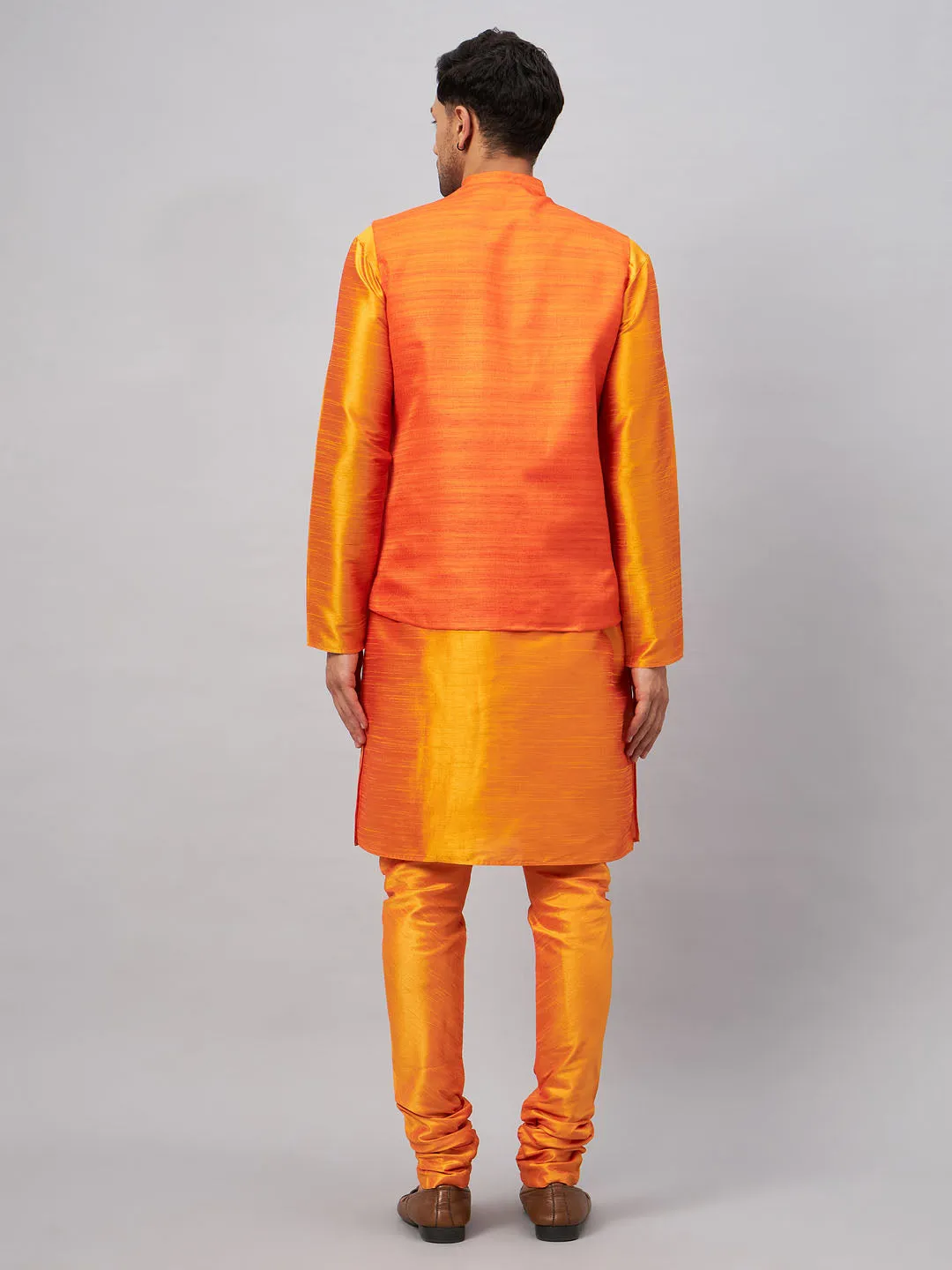 VASTRAMAY Men's Orange Silk Kurta Set