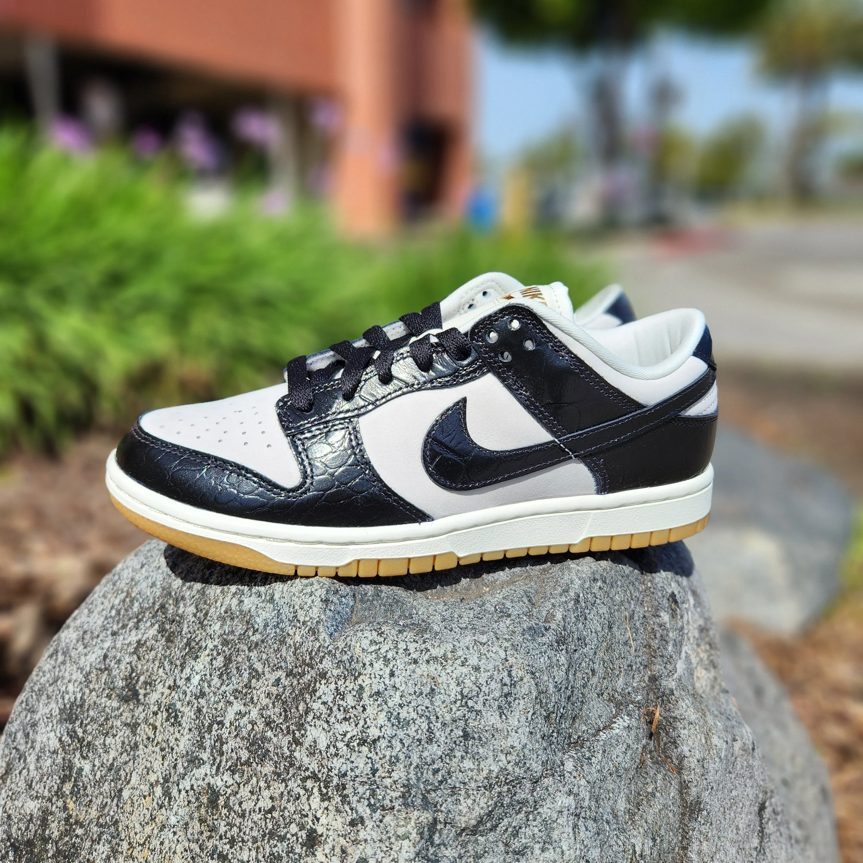 W Nike Dunk Low LX