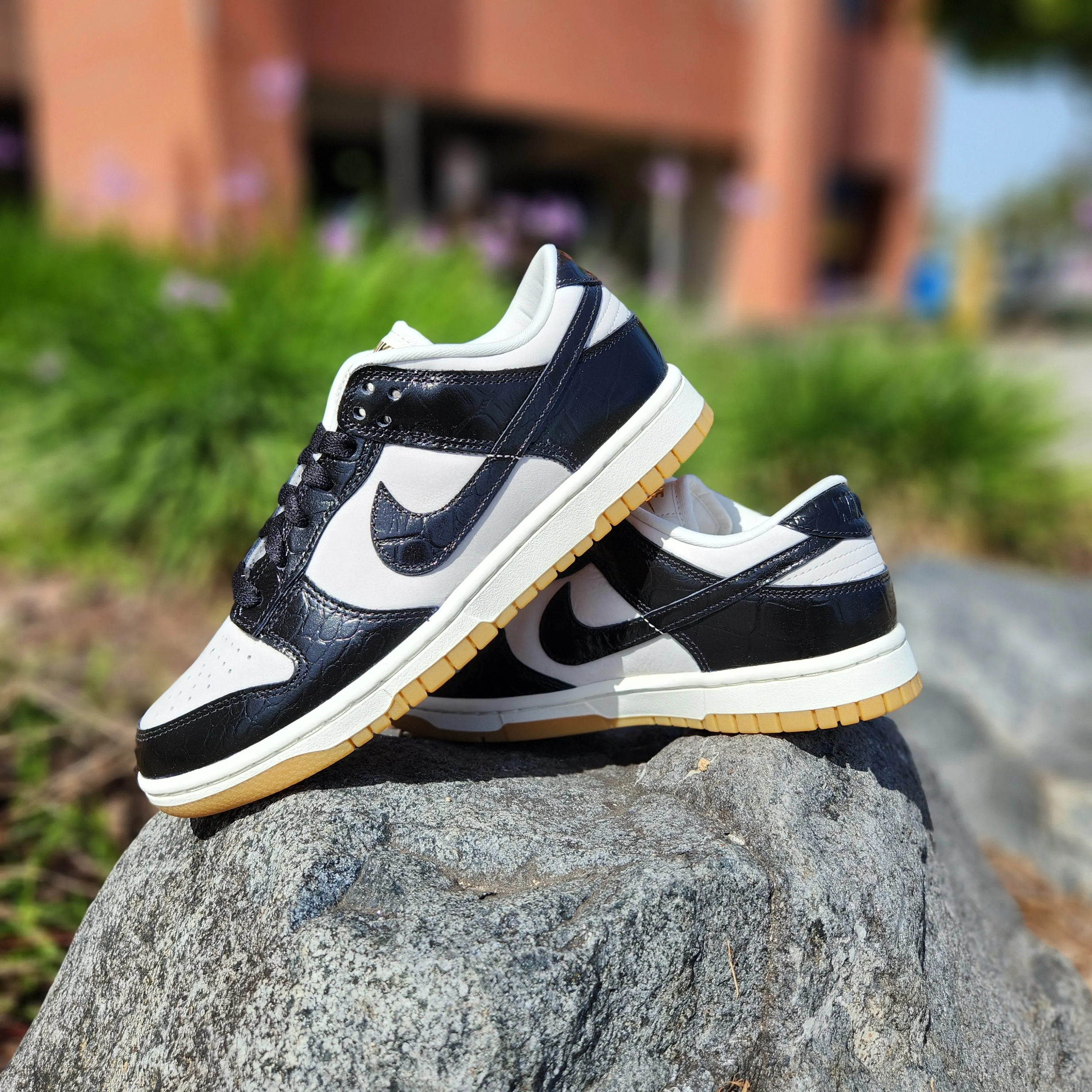 W Nike Dunk Low LX